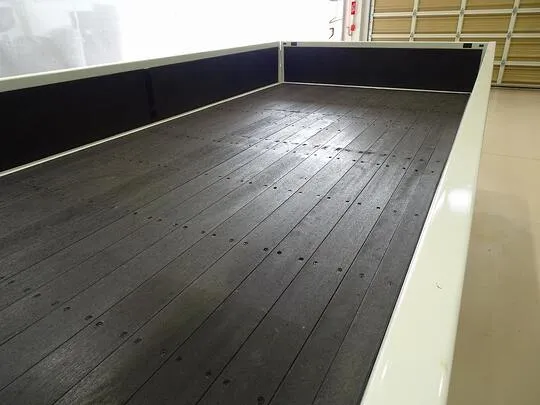 デュトロ 3t 4WD FJL 標準ロング タダノ4段クレーン付