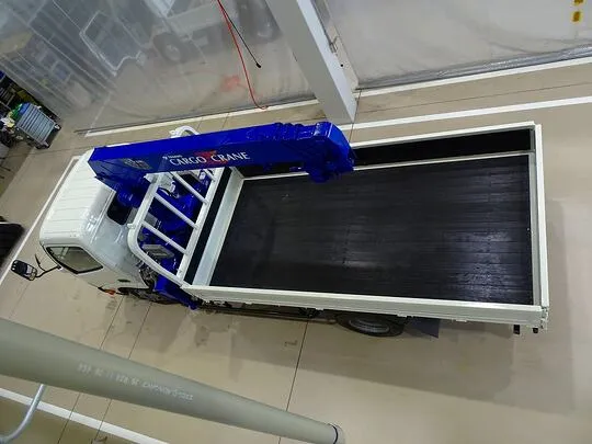 デュトロ 3t 4WD FJL 標準ロング タダノ4段クレーン付