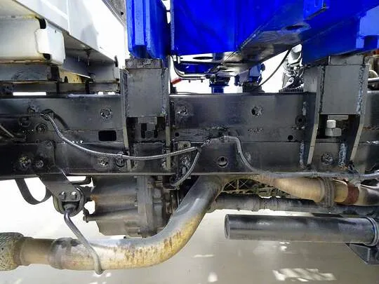 デュトロ 3t 4WD FJL 標準ロング タダノ4段クレーン付