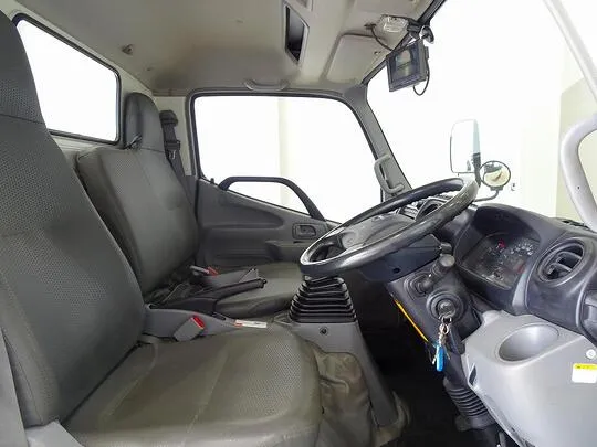 デュトロ 3t 4WD FJL 標準ロング タダノ4段クレーン付