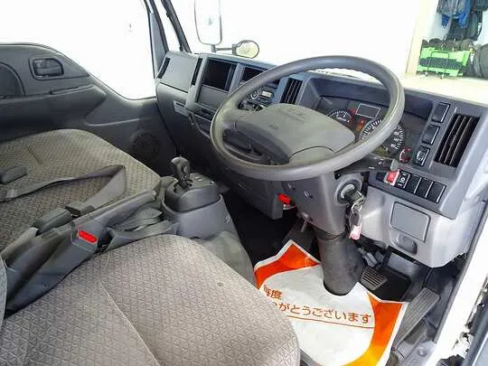 エルフ 1.5t 4WD FFL Sタイヤ 平ボデー