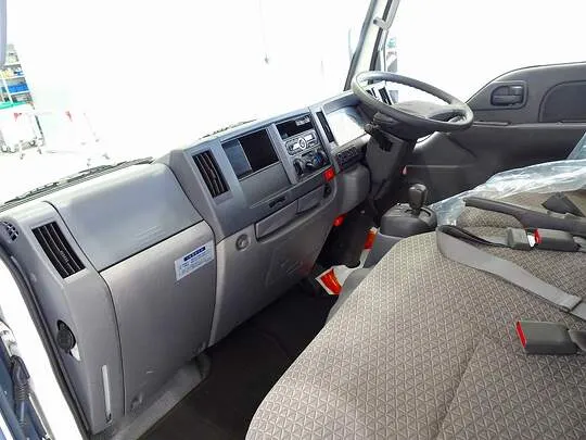 エルフ 1.5t 4WD FFL Sタイヤ 平ボデー