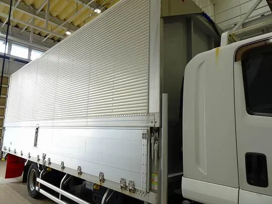 フォワード 2.7t ワイドベッド付 アルミウイング リアエアサス 210ps