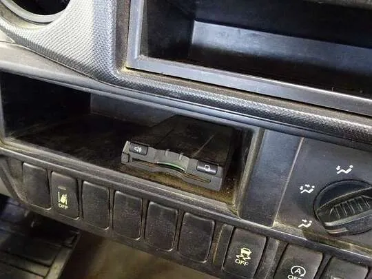 トヨエース 2t FJL 標準 平ボデー 総重量5t未満