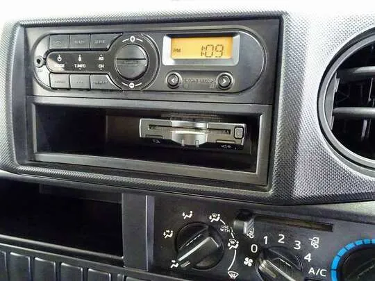 デュトロ 2t FJL 標準 平ボデー