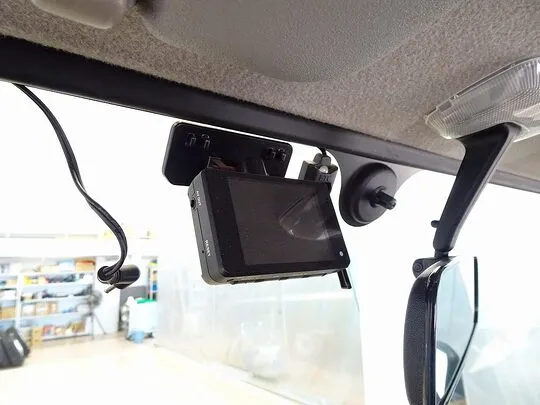 デュトロ 2t FJL 標準 平ボデー