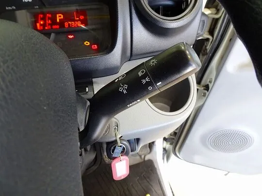 デュトロ 2t FJL 標準 平ボデー