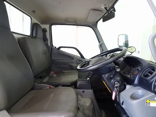 デュトロ 2t FJL 標準 平ボデー