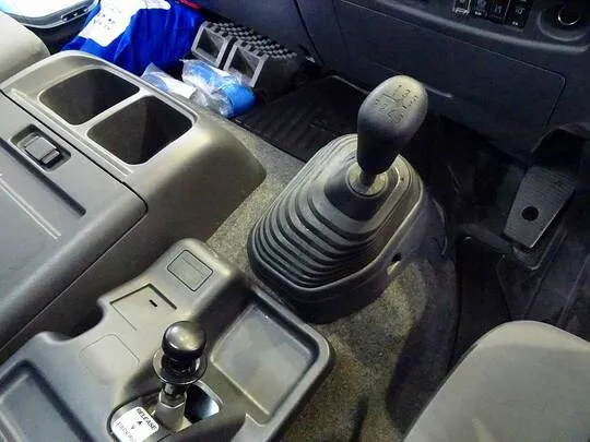 フォワード 7.3t 増トン ワイドベッド付 アルミウイング リアエアサス 240ps