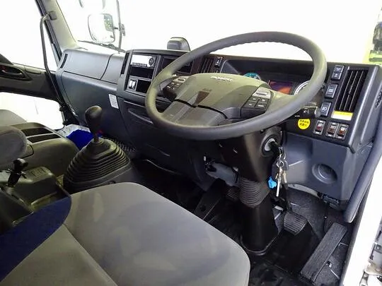 フォワード 7.3t 増トン ワイドベッド付 アルミウイング リアエアサス 240ps