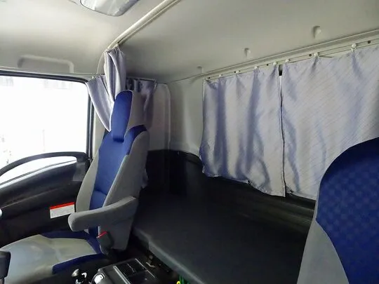 フォワード 7.3t 増トン ワイドベッド付 アルミウイング リアエアサス 240ps