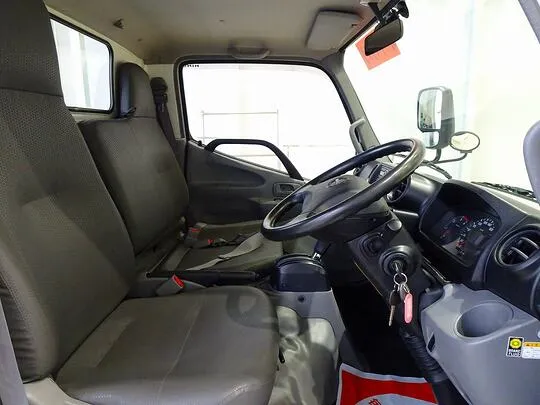 デュトロ 2t FJL 標準 平ボデー