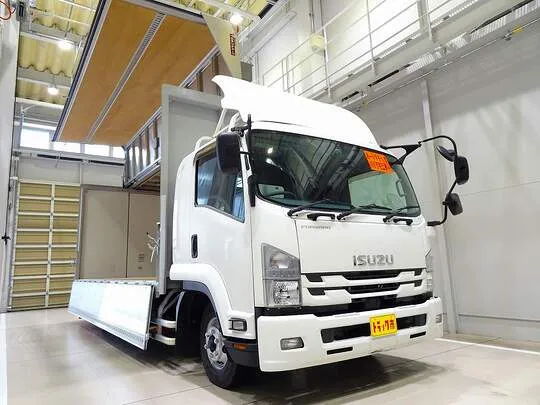 フォワード 2.7t ワイドベッド付 アルミウイング リアエアサス 210ps