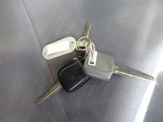 フォワード 2.7t ワイドベッド付 アルミウイング リアエアサス 210ps