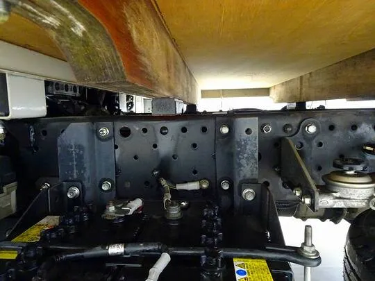 エルフ 2t FFL 標準 平ボデー 総重量5t未満