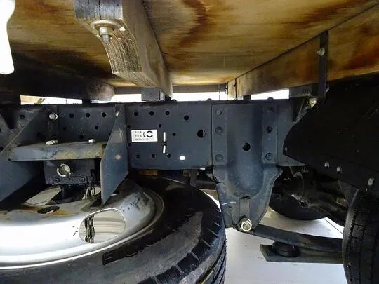 エルフ 2t FFL 標準 平ボデー 総重量5t未満