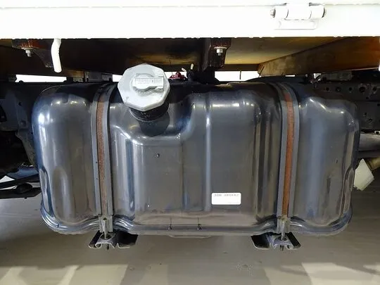 エルフ 2t FFL 標準 平ボデー 総重量5t未満