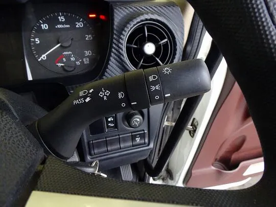 プロフィア 9.3t 3軸 2デフ ダンプ 380ps