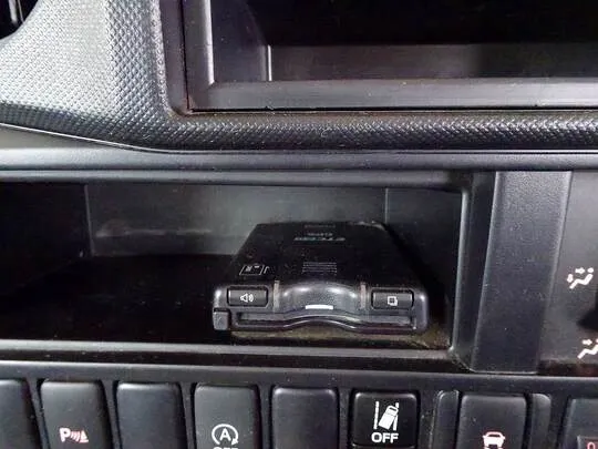 デュトロ 2t FJL 強化ダンプ 総重量5t未満