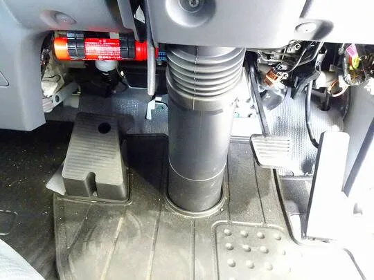 エルフ 1.75t FFL 標準 Wキャブ/標準ダンプ 総重量5t未満