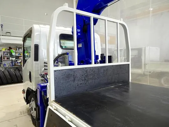 【年次点検済】エルフ 3t 高床 標準セミロング タダノ4段クレーン付