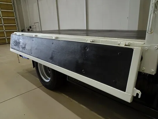 【年次点検済】エルフ 3t 高床 標準セミロング タダノ4段クレーン付