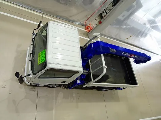 【年次点検済】エルフ 3t 高床 標準セミロング タダノ4段クレーン付