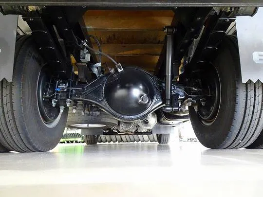 【年次点検済】エルフ 3t 高床 標準セミロング タダノ4段クレーン付