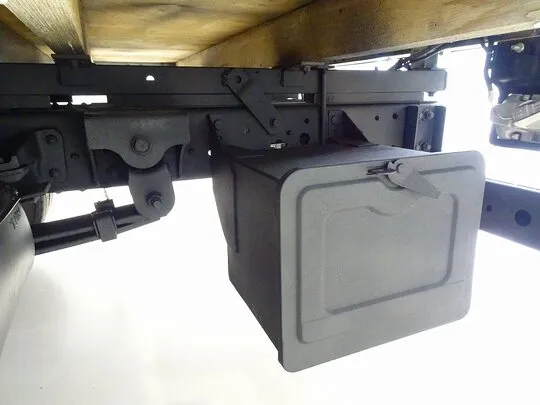 【年次点検済】デュトロ 2t 4WD FJL 標準セミロング タダノ4段クレーン付