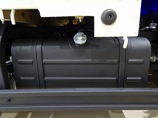 【年次点検済】デュトロ 2t 4WD FJL 標準セミロング タダノ4段クレーン付