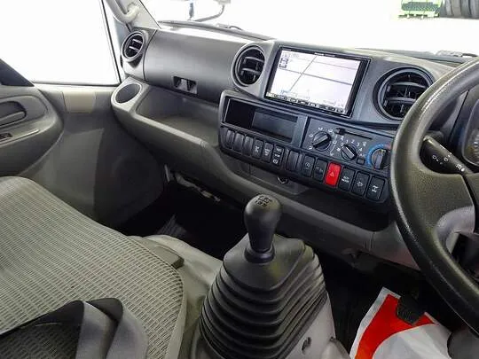 【年次点検済】デュトロ 2t 4WD FJL 標準セミロング タダノ4段クレーン付