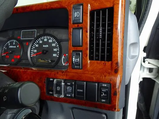 エルフ 2t FFL 標準 Wキャブ/垂直PG付 総重量5t未満