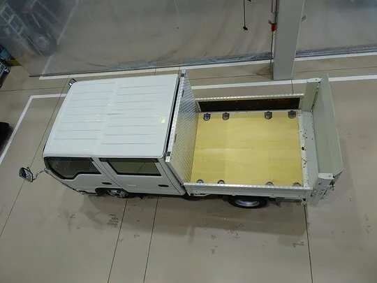 エルフ 2t FFL 標準 Wキャブ/垂直PG付 総重量5t未満