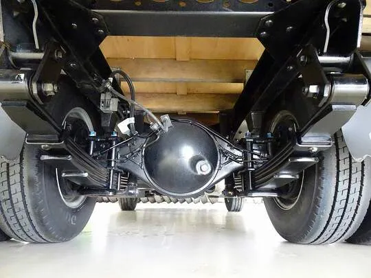 エルフ 2t FFL 標準 Wキャブ/垂直PG付 総重量5t未満