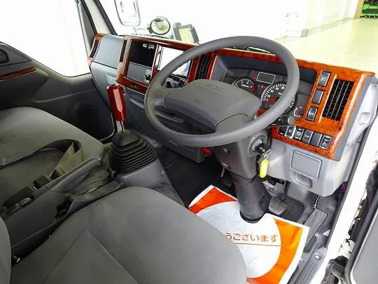 エルフ 2t FFL 標準 Wキャブ/垂直PG付 総重量5t未満