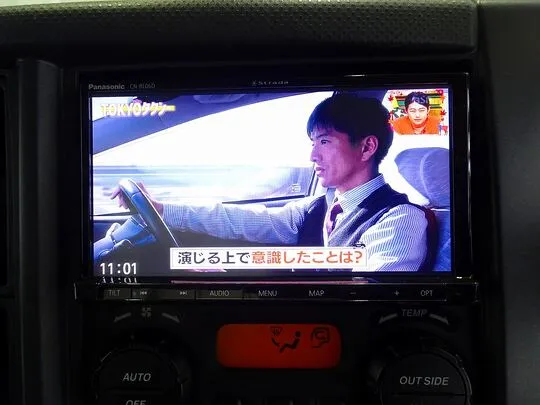 フォワード 3.75t 標準ベッドレス アルミブロック 平ボデー リアエアサス 210ps