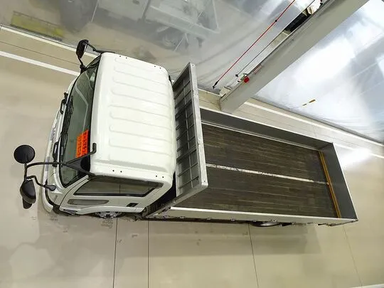 フォワード 3.75t 標準ベッドレス アルミブロック 平ボデー リアエアサス 210ps