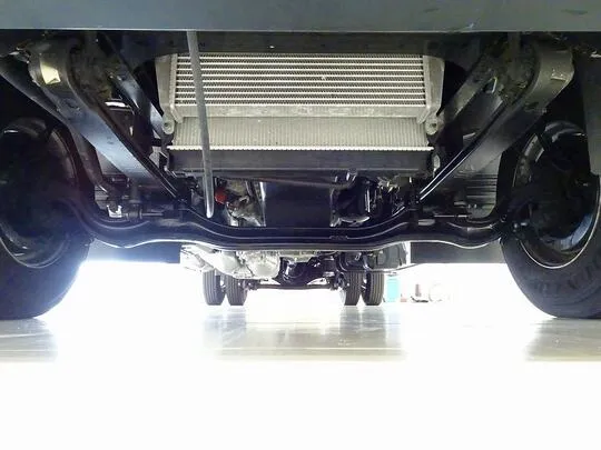 フォワード 3.75t 標準ベッドレス アルミブロック 平ボデー リアエアサス 210ps