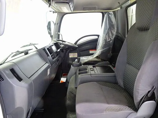 フォワード 3.75t 標準ベッドレス アルミブロック 平ボデー リアエアサス 210ps