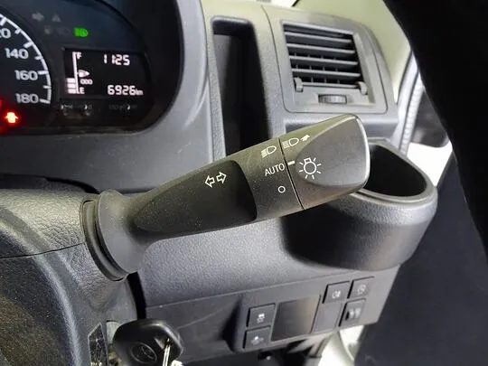 タウンエーストラック DX 0.75t 4WD Sタイヤ 平ボデー ガソリン