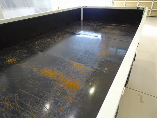 デュトロ 2t 4WD FJL 標準 平ボデー