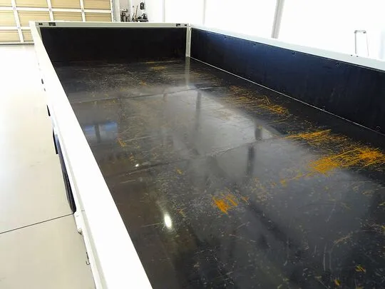 デュトロ 2t 4WD FJL 標準 平ボデー