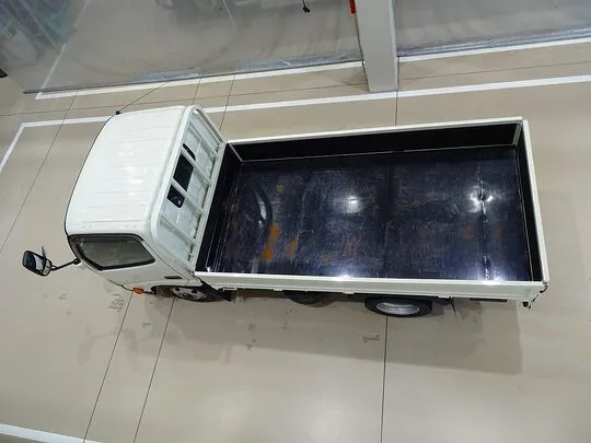 デュトロ 2t 4WD FJL 標準 平ボデー