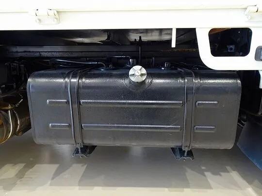 デュトロ 2t 4WD FJL 標準 平ボデー