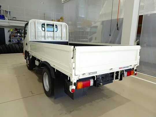 デュトロ 2t 4WD FJL 標準 平ボデー