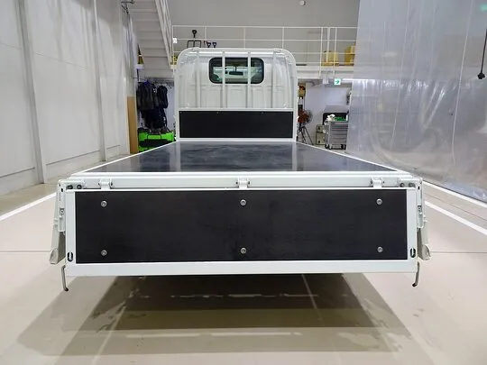 エルフ 2t FFL 標準 平ボデー 総重量5t未満