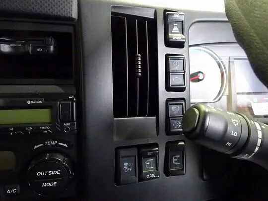 フォワード 7.3t 増トン ワイドベッド付 アルミウイング リアエアサス 240ps