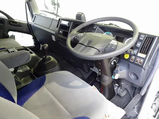 フォワード 7.3t 増トン ワイドベッド付 アルミウイング リアエアサス 240ps