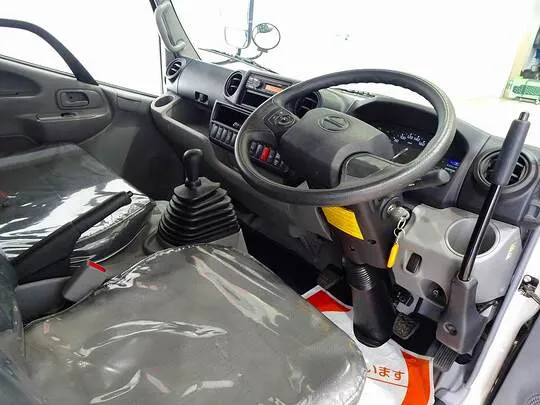 デュトロ 2t FJL 強化ダンプ 総重量5t未満