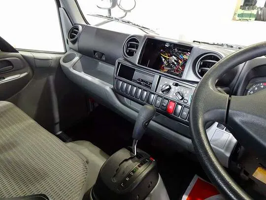 ダイナ 1.25t 4WD FJL Sタイヤ 平ボデー